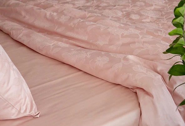 Постельное белье «Пионы» бежево-розового цвета